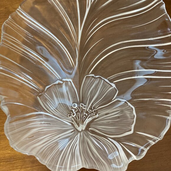Miksas Hibiscus Serving Platter Leaf Shape - Picture 3 of 4